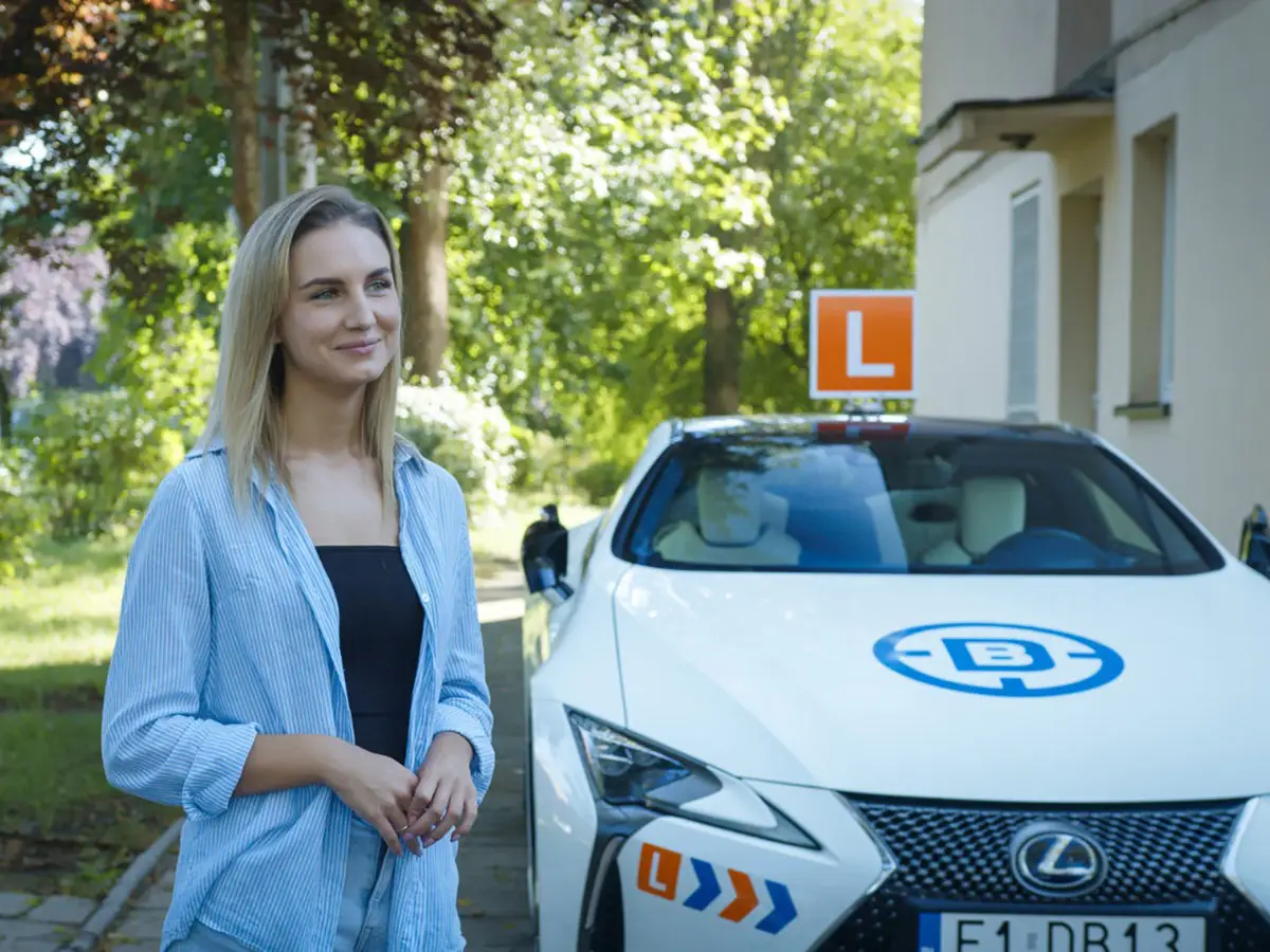 Lexus-LC500h (3)