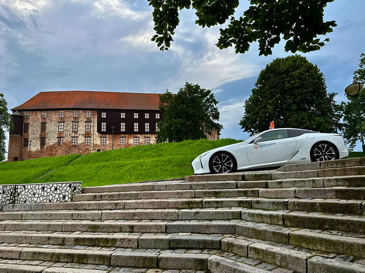 Lexus-LC500h (6)