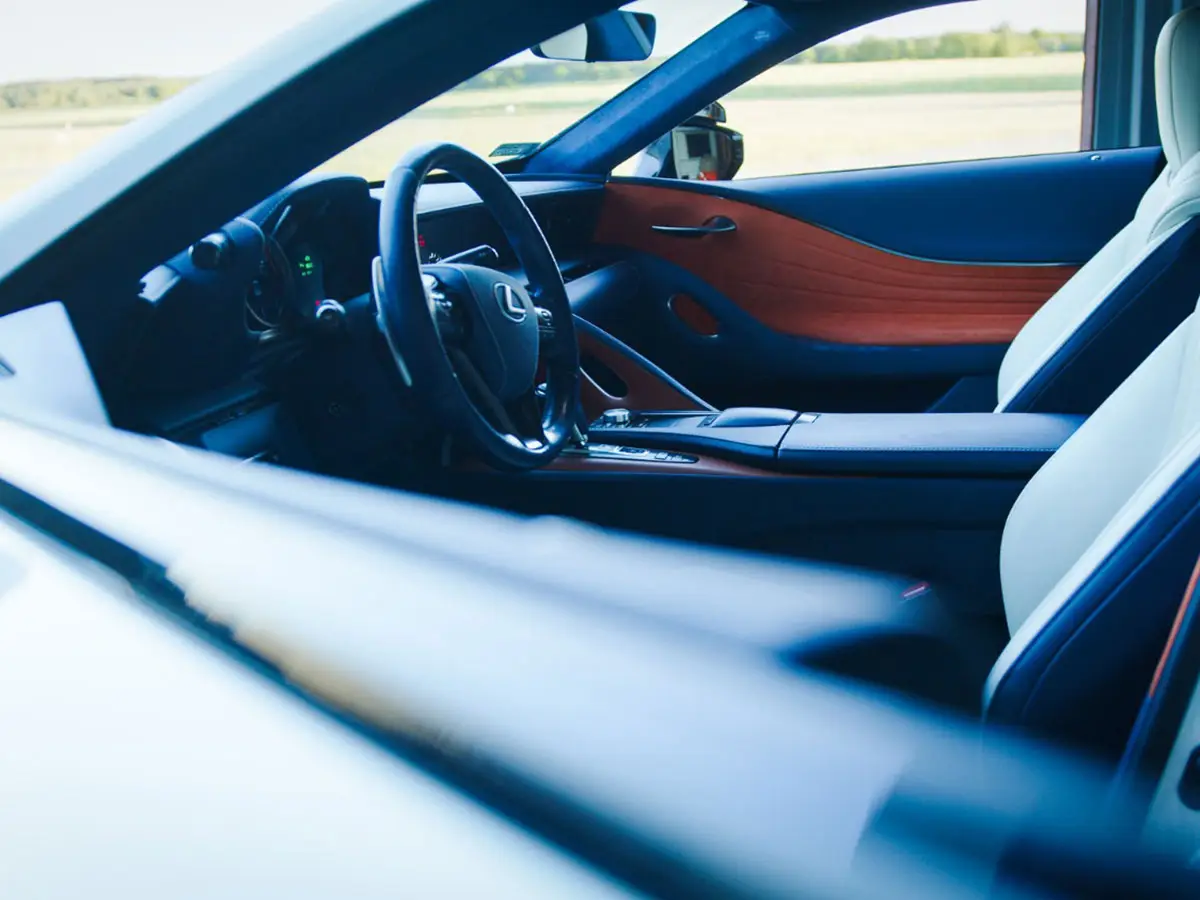 Lexus-LC500h (7)