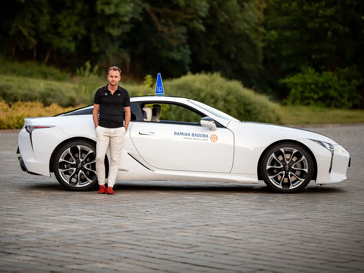 Lexus-LC500h-(8)
